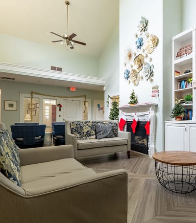 Cozy common area with seasonal décor