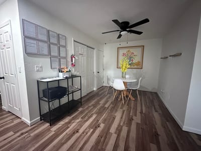Bright room with a table and decorative elements