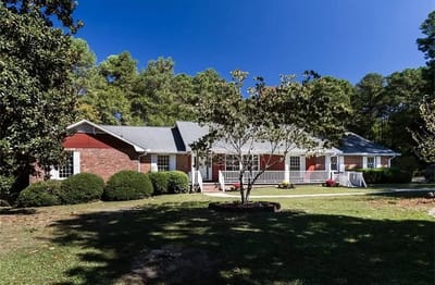 Exterior view of Edna Mae Lockett Personal Care Home