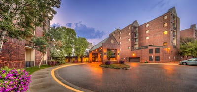Exterior view of Covenant Living of Golden Valley