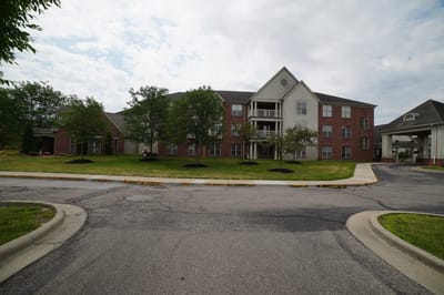 Exterior view of the Bridgeway Pointe assisted living facility
