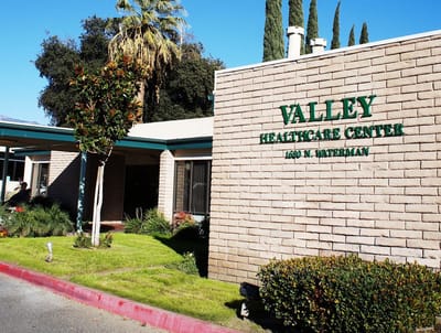 Exterior view of Valley Healthcare Center building