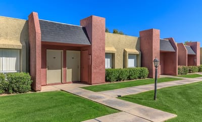 Exterior view of Eastridge Apartments