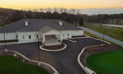 Aerial view of the Carillon Oaks facility exterior