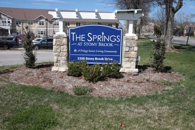 Signage for The Springs at Stony Brook facility