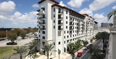 Exterior view of Grand Living at Coral Gables building