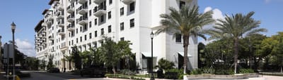 Exterior view of Grand Living at Coral Gables building
