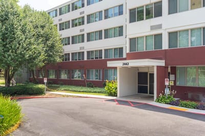 Exterior view of Lenox Summit Apartments building