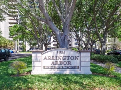 Sign for Arlington Arbor senior living facility