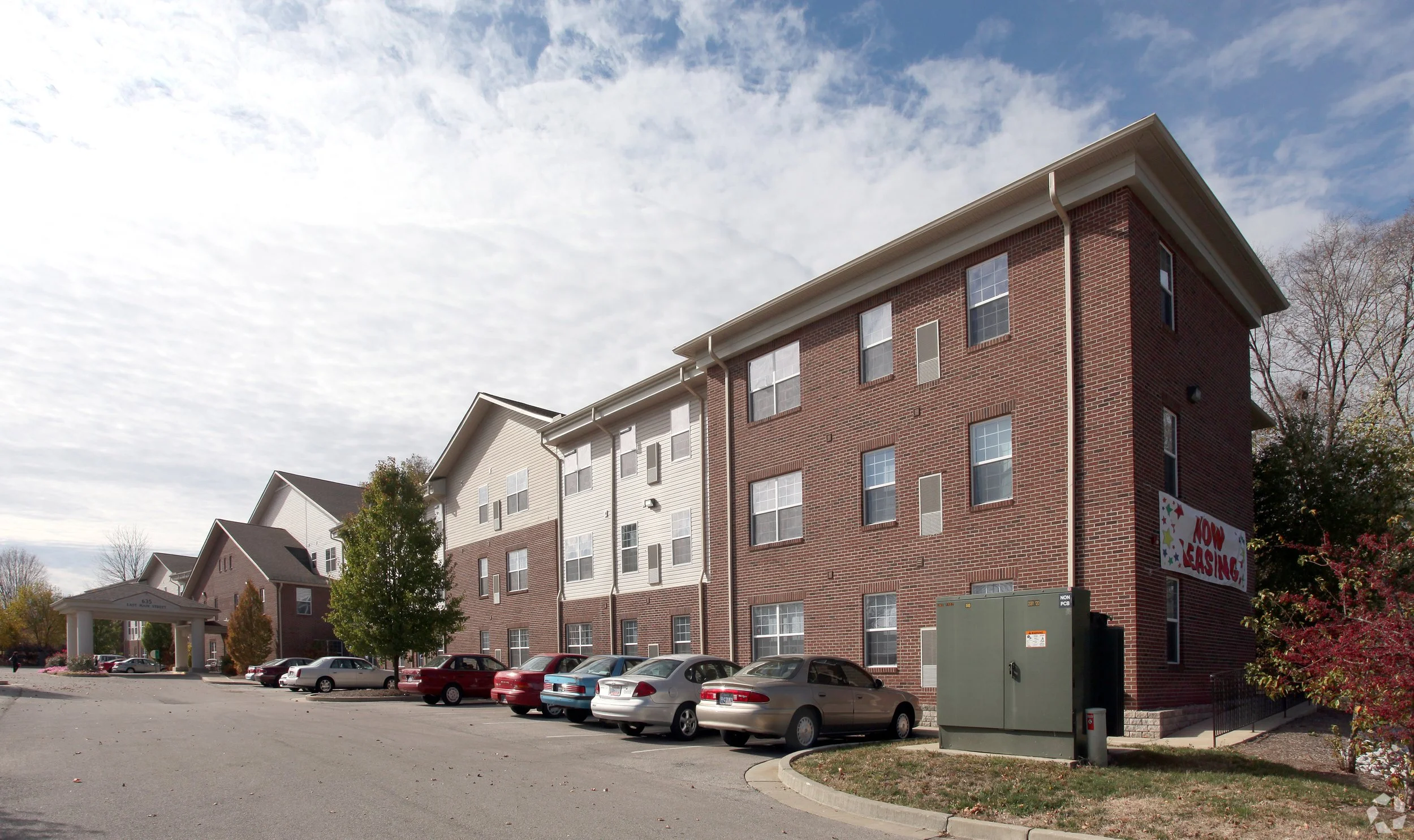 Exterior view of Main Street Commons Apartments