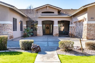 Entrance of Canyon Creek Assisted Living facility