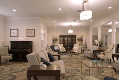 Cozy and inviting common area with seating