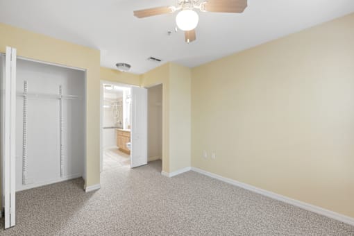 Spacious interior of a resident room