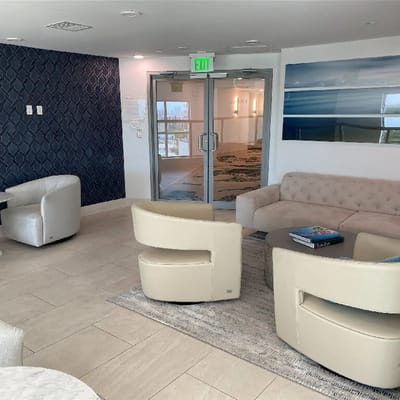 Bright and modern common area with comfortable seating