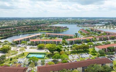 Aerial view of Hawthorne Condominium with outdoor spaces