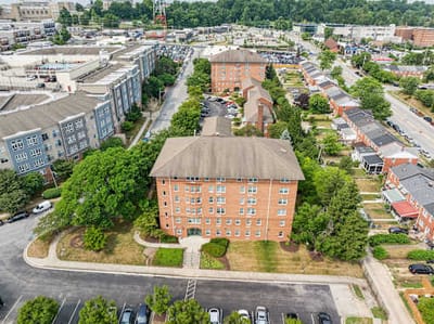 Aerial view of Park View at Towson building and surroundings.