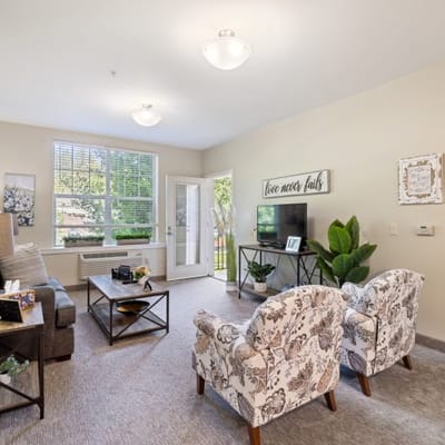 Bright and inviting common area with seating