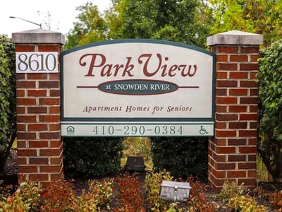 Sign for Park View at Snowden River facility