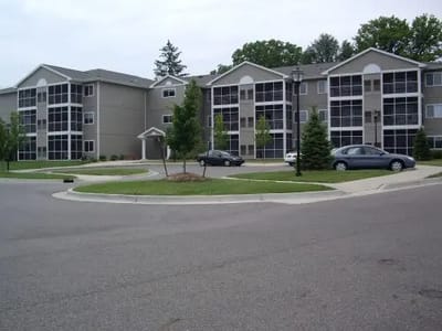 Exterior view of Marsh Ridge Apartments with landscaping