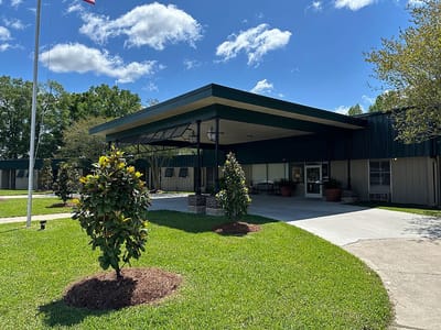 Exterior view of River Oaks Nursing and Rehabilitation Center