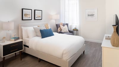 Cozy and modern resident room with decor