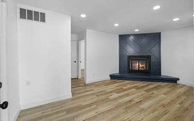 Bright and modern common area with fireplace