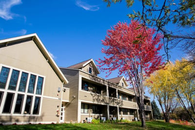 Exterior view of Gracewood Assisted Living facility