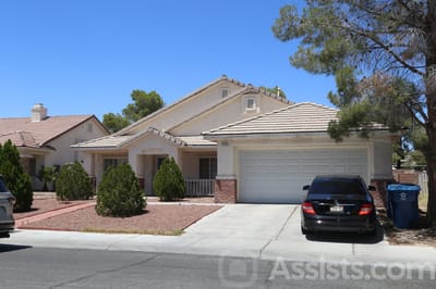 Health Life, assisted living in Las Vegas, NV — Single-story house with a well-kept front yard