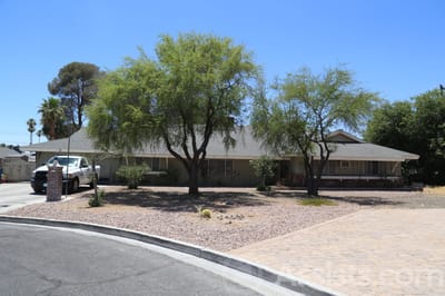 Fairway Residential Care Home, assisted living in Las Vegas, NV — Single-story residential care home with courtyard and landscaping