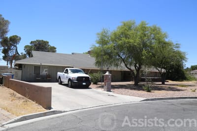 Fairway Residential Care Home, assisted living in Las Vegas, NV — Residential care home with outdoor landscaping and parking area