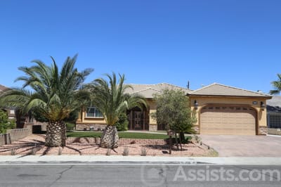 Martha’s House Senior Living, assisted living in Las Vegas, NV — Senior living facility with palm trees and landscaped yard