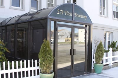 Entrance to Long Beach Assisted Living facility