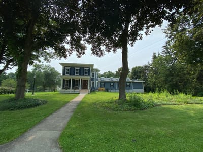 Exterior view of the Fayetteville Center for Active Adults building