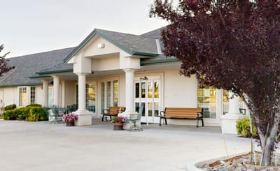 Facade of Hawthorn Court with outdoor seating