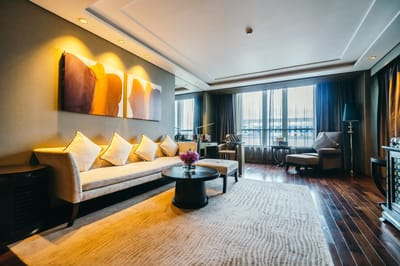 A cozy lounge area in a senior living facility