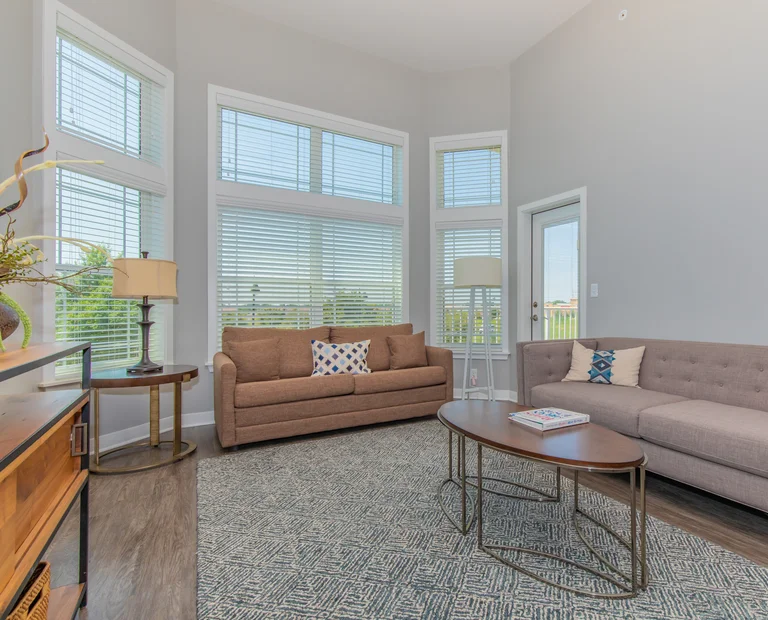 Bright and inviting common area with seating