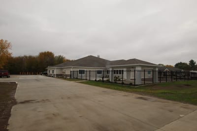 Exterior view of Hickory Estates Memory Care building
