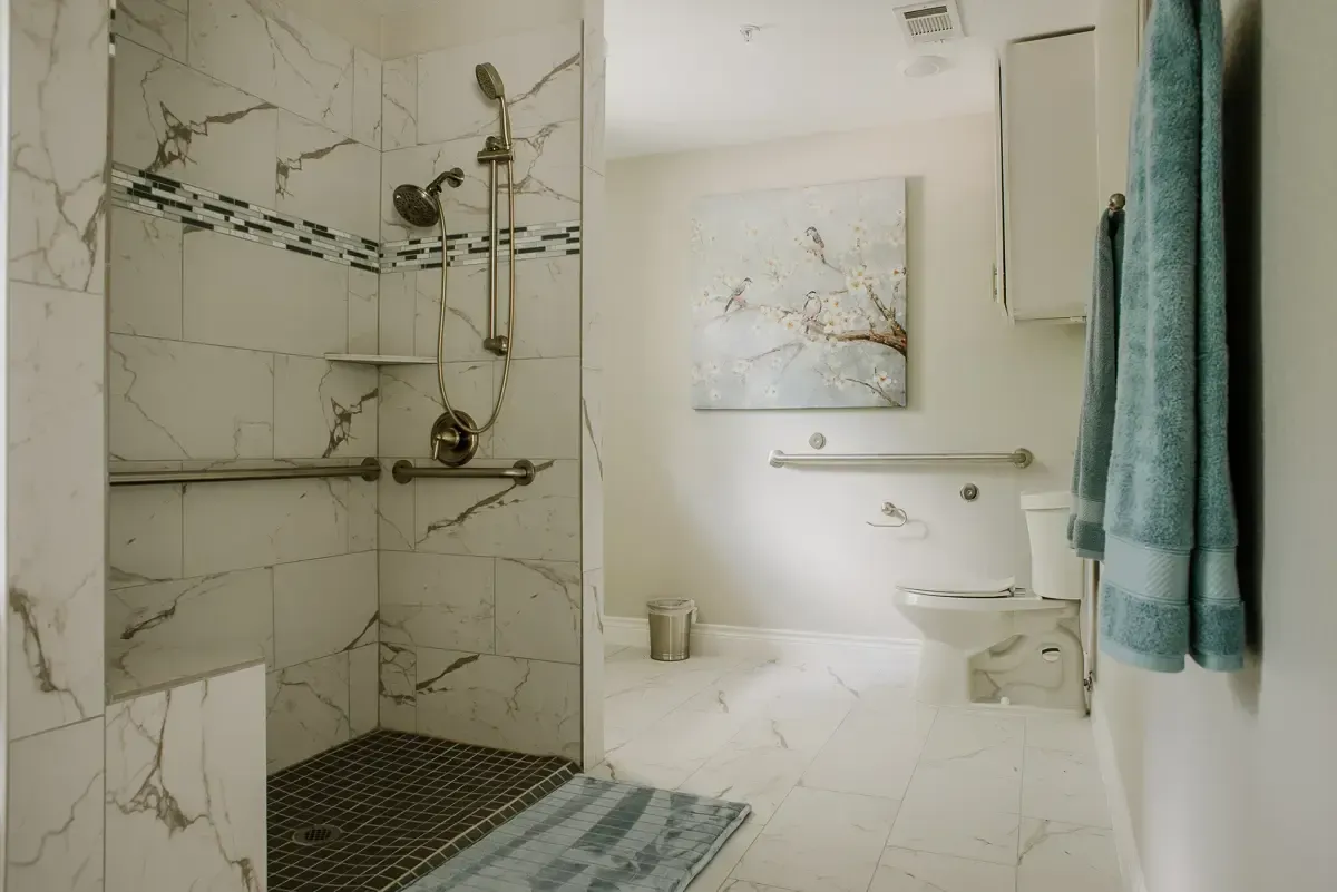 Modern bathroom with safety features and decor