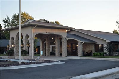 Front exterior of Glendale Gardens Nursing & Rehab facility