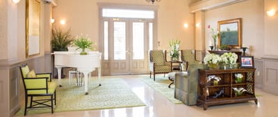 Bright and welcoming common area with comfortable seating