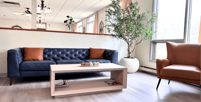 Cozy common area with comfortable seating