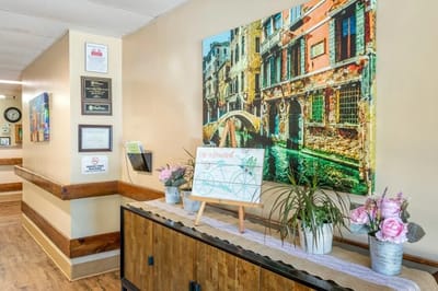 Decorative interior space with a welcoming atmosphere