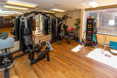 Well-equipped fitness area with exercise machines