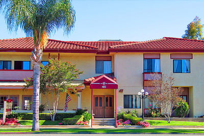 Exterior view of Fullerton Rosewood Assisted Living facility