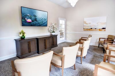 Common area with seating and artwork