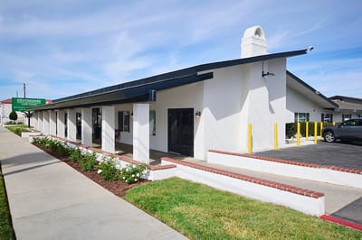 Exterior view of Devonshire Care Center building