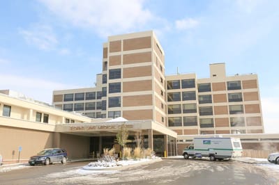 Exterior view of Sloan's Lake Medical Center