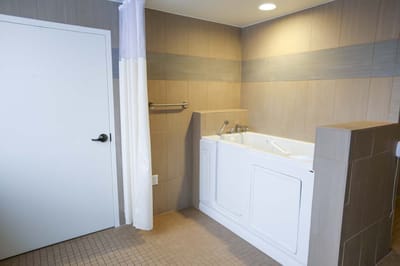 Accessible bathing area in a senior living facility