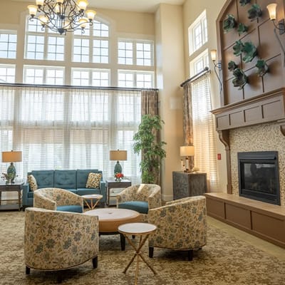 Bright and cozy common area with comfortable seating