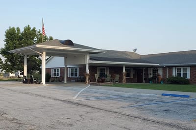 Exterior view of Lincoln Community Care Center